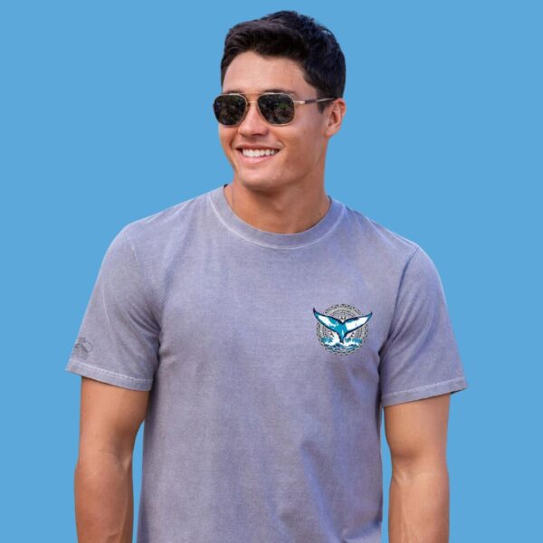 Black White Minimal Simple Modern T-Shirt Sale Instagram Post (4) Whale Tail Circle - Short Sleeve Crewneck T-Shirt